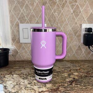 Hydro Flask Lavender Mug with Straw
